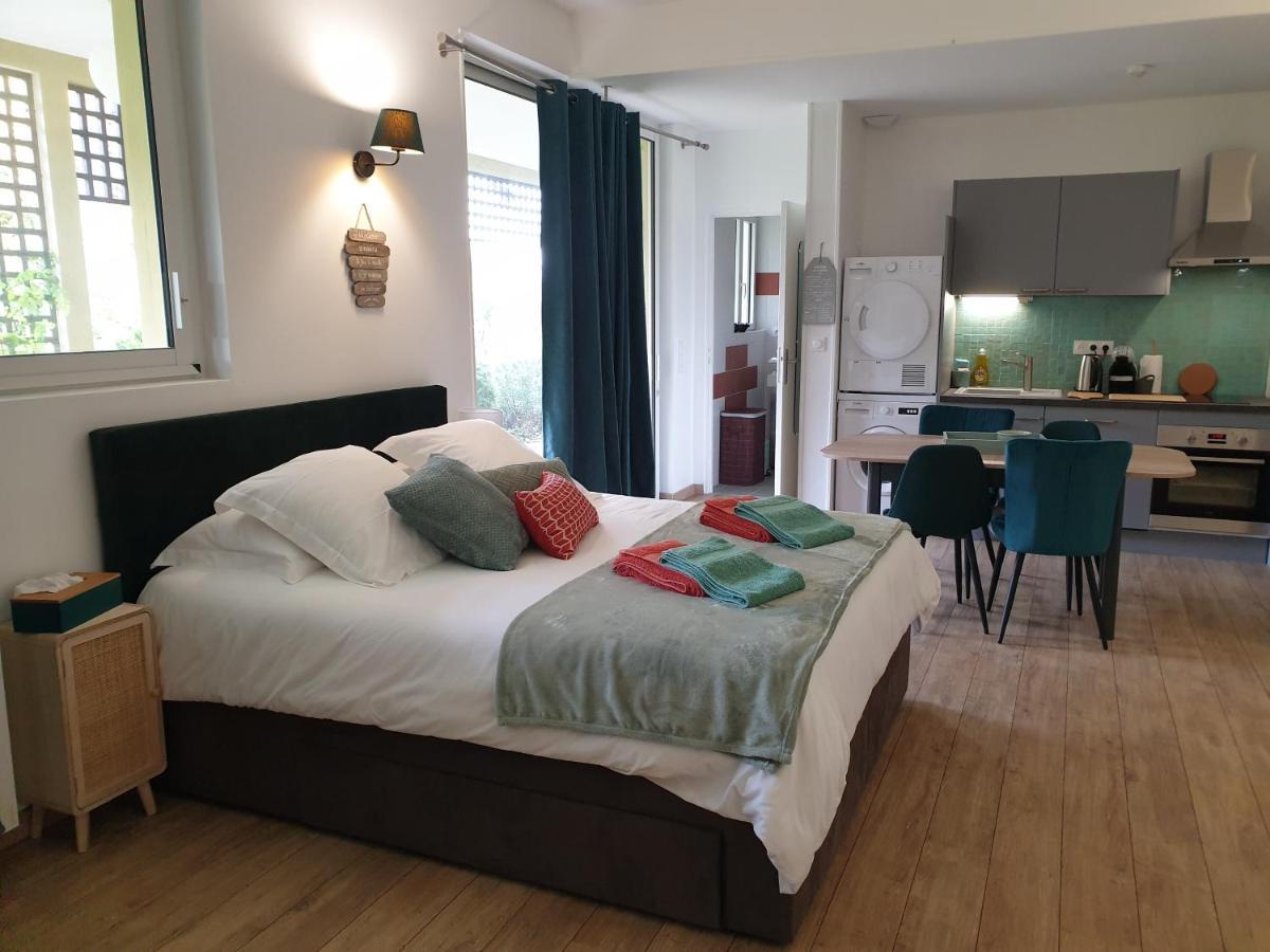 Chateau De Surville Surville  Εξωτερικό φωτογραφία