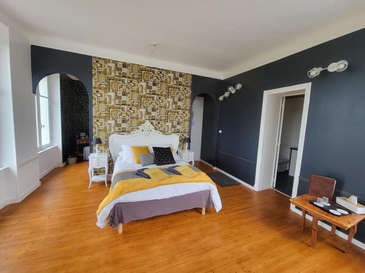 Chateau De Surville Surville  Δωμάτιο φωτογραφία